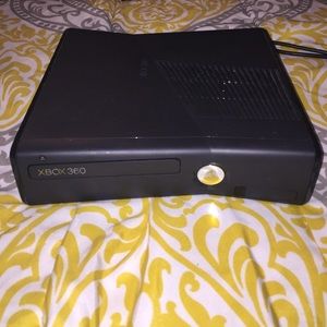 Xbox 360 w/ games and controllers