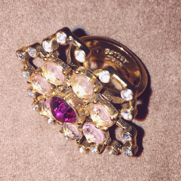 Betsey Johnson gold flower ring with stones