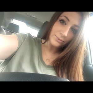 Meet your Posher, Erica