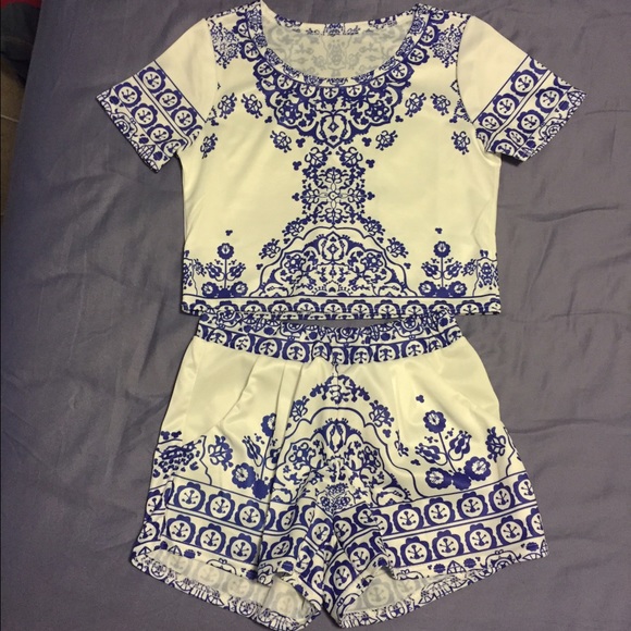 Two piece porcelain print