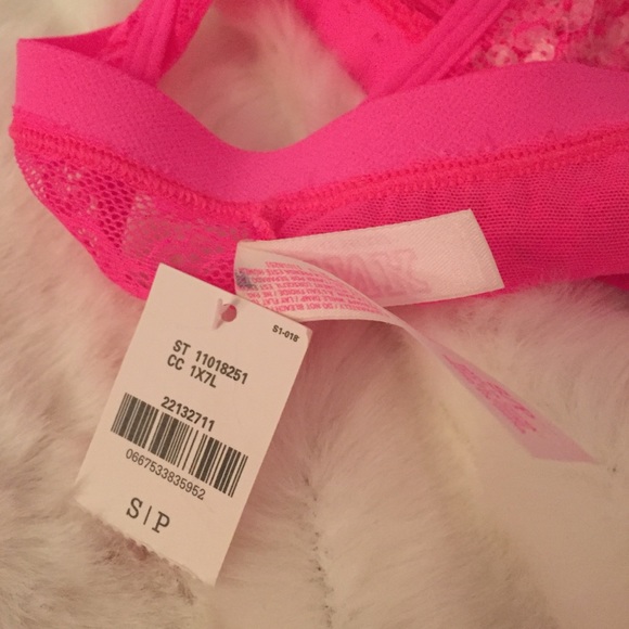 💥SOLD💥RARE VS Pink Fashion Show Bralette - Picture 4 of 4