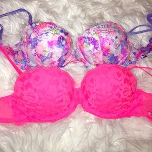 TWO VS Pink Date Bras