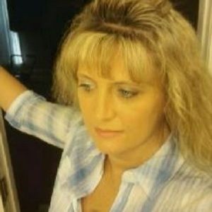 Meet your Posher, Carrie