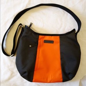 Timbuk2 custom Maya shoulder bag