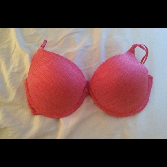 Pink 36C bra NWT