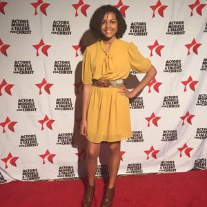 Meet your Posher, Ella