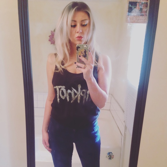 Meet your Posher, Gia - Picture 3 of 4