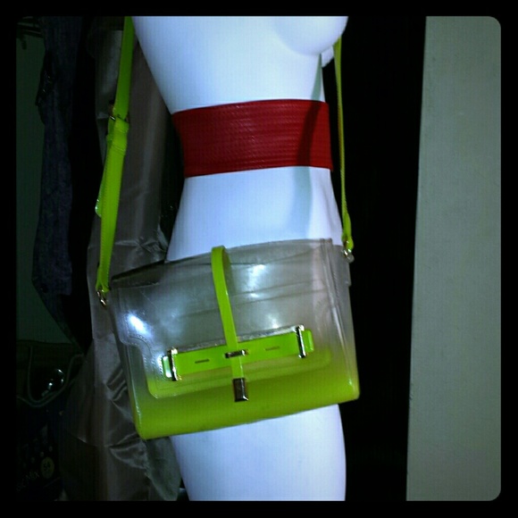 Vince camuto
