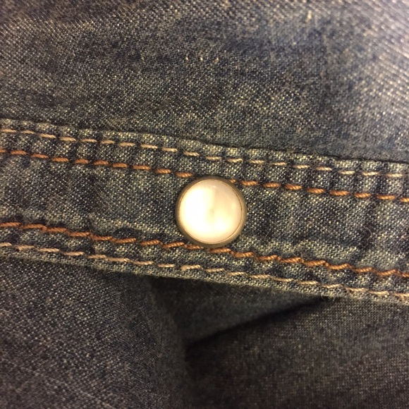 Button down denim top - Picture 3 of 3