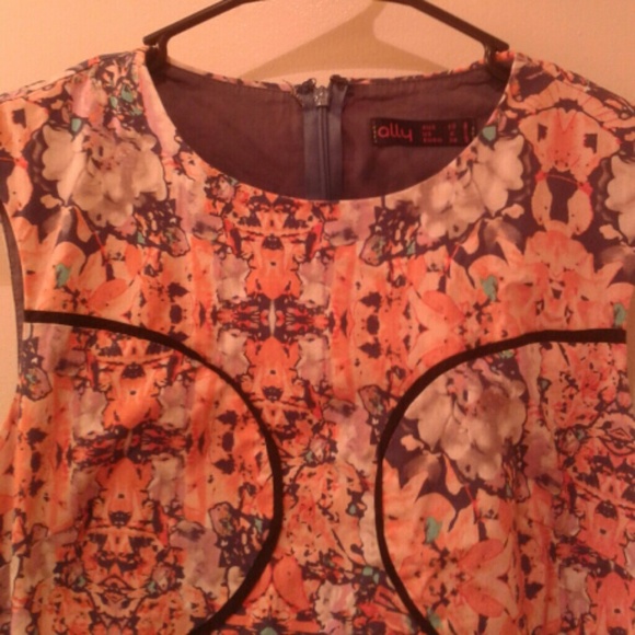 REPOSH ADORABLE ABSTRACT PRINT MINI - Picture 2 of 3