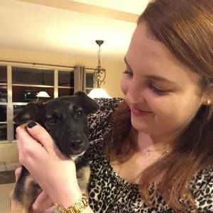 Meet your Posher, Emily