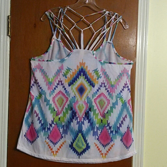 Spring/Summer top - Picture 2 of 2