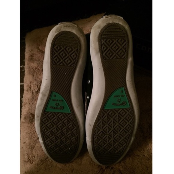 Converse - Picture 4 of 4