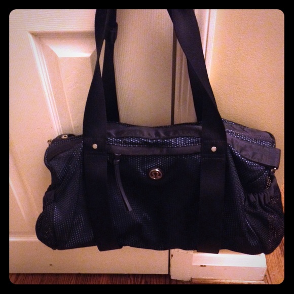 Lululemon gym bag