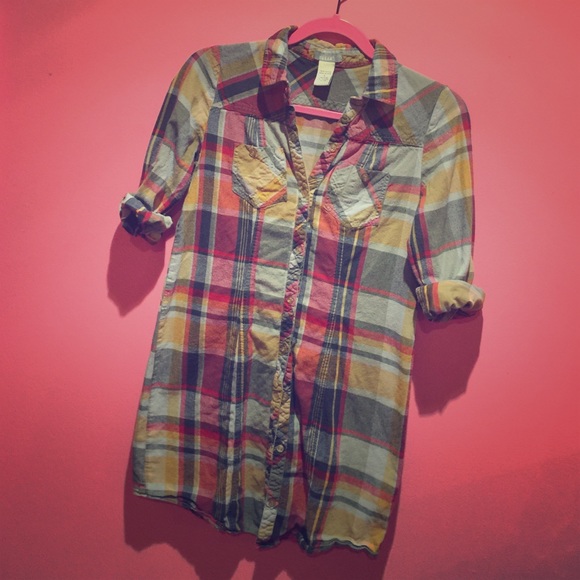 Delias flannel tunic sz S. A rare find!! 👌🏻