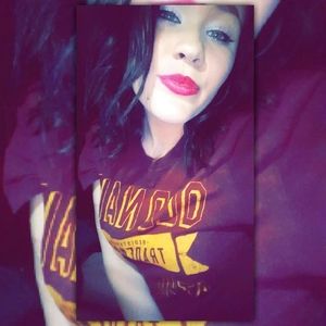 Meet your Posher, Victoria