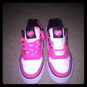 Nike Rare Valentine Day