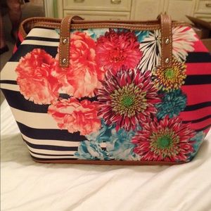 Nine West pocketbook