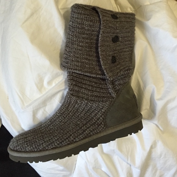 *NEW* knit ugh boots