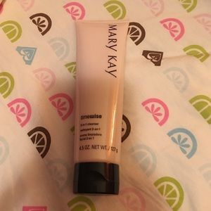 Marykay time wise 3 in 1 cleanser
