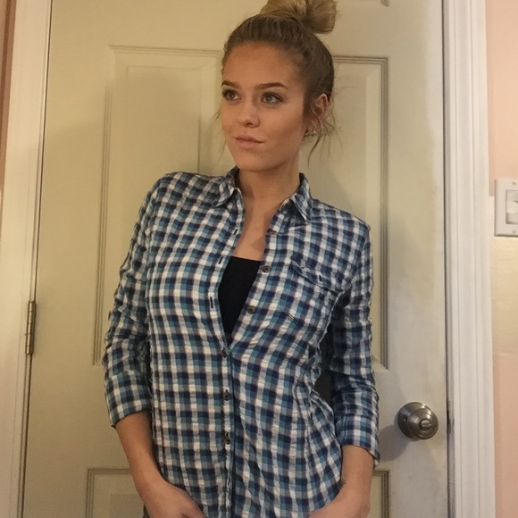 Plaid button-up