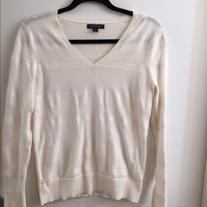 Banana Republic v neck sweater