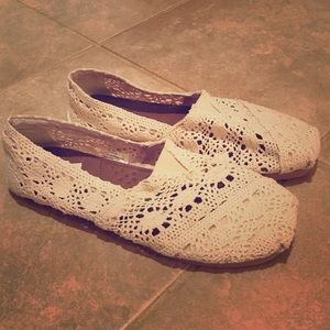 Cute lace sandals from Vanity!