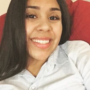 Meet your Posher, Monique