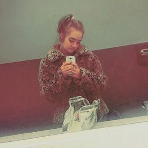 Meet your Posher, Brittany