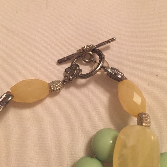 Bracelets 💐 - Picture 2 of 4