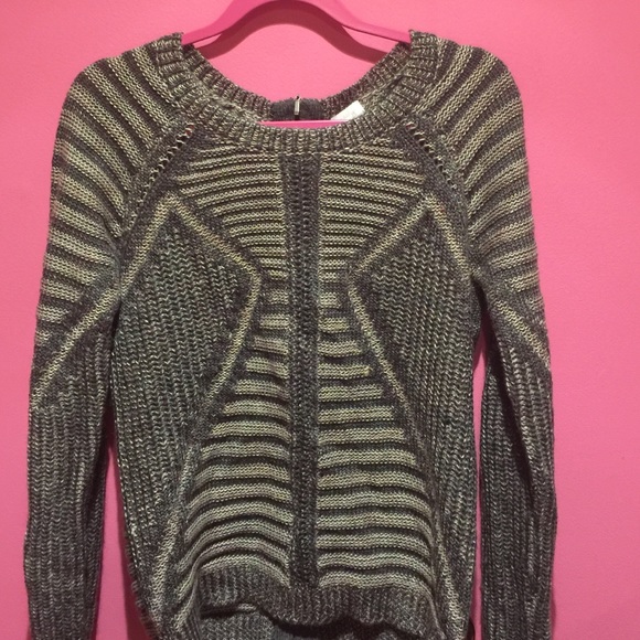 NWOT South Moon Under Neely Zip-back sweater sz S