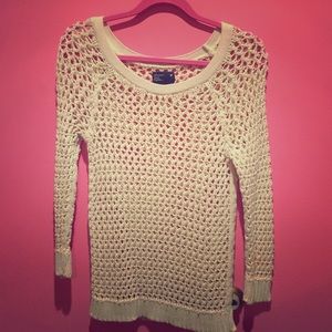 American Eagle sz M open knit sweater