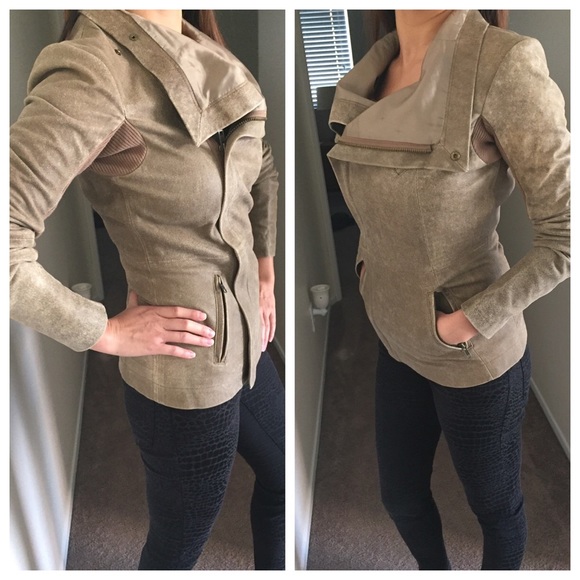 SOLD•Veda leather jacket - Picture 2 of 4