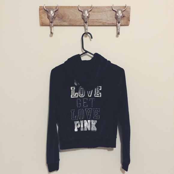 🚫Sold🚫❄️Victoria's Secret Sweatshirt - Picture 3 of 4