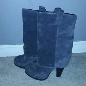 ****SOLD****Gray suede boots