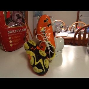 Mens Under Armour  Cleats