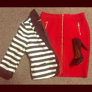 * Price drop* B&W Petite Striped Blazer.