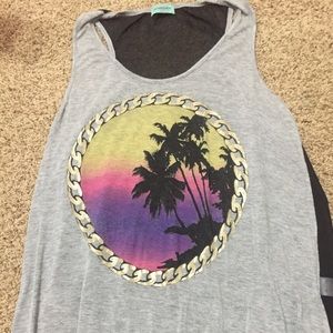 Size large tank top never worn
