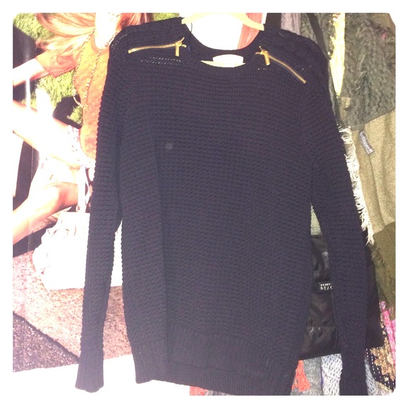 Navy blue Michael Kors sweater, fits like a medium