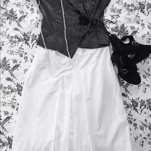 GET 30% OFF❗️Under the knee Pleated white Skirt