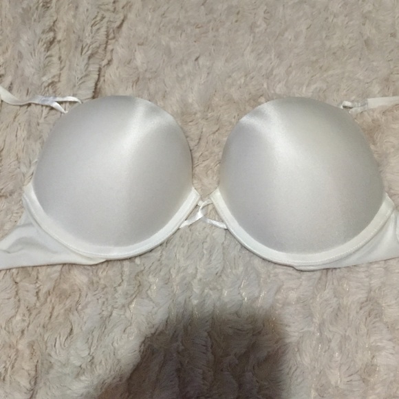 *NEW* Victoria's Secret Miraculous bra!