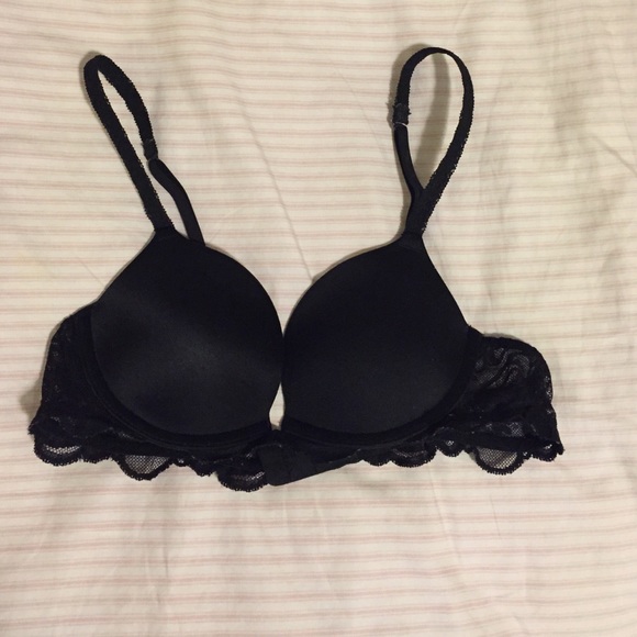Black lace PINK push-up bra