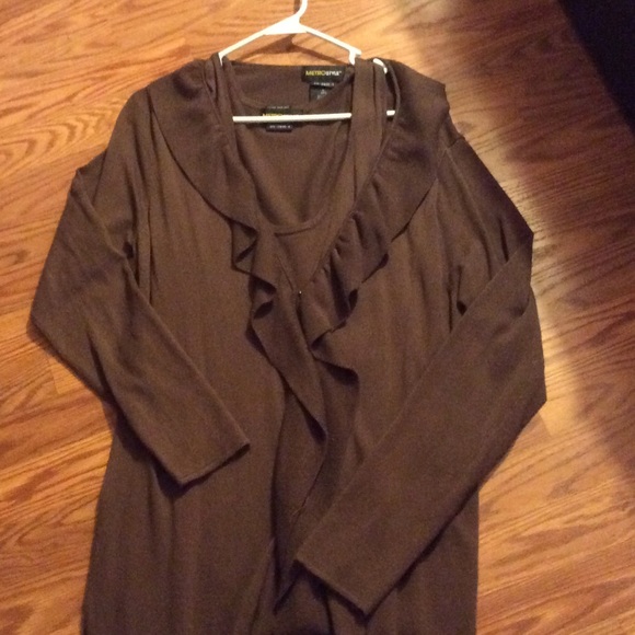 Large brown sweater dress with Ruffles