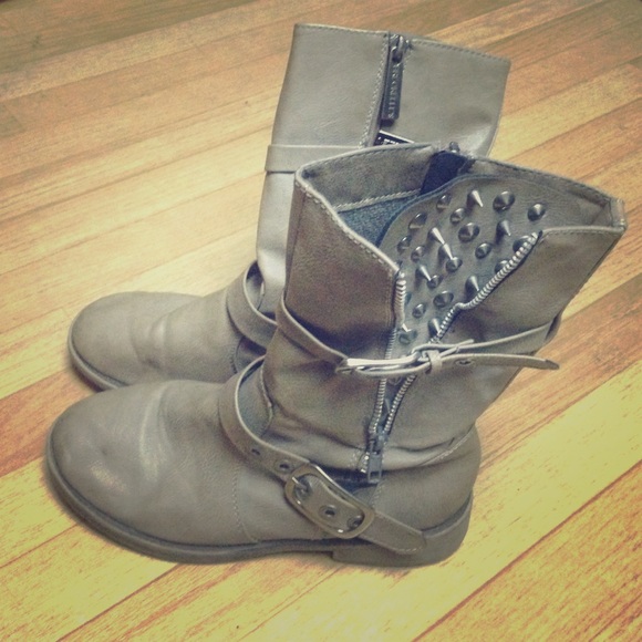 Tan spiked boots