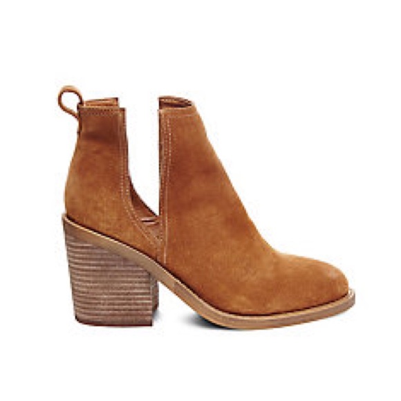 ❌SOLD❌ Steve Madden Booties