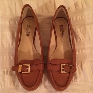 Never been worn Michael Kors loafers.