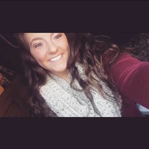 Meet your Posher, Dena