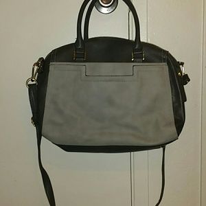 Everyday shoulder bag