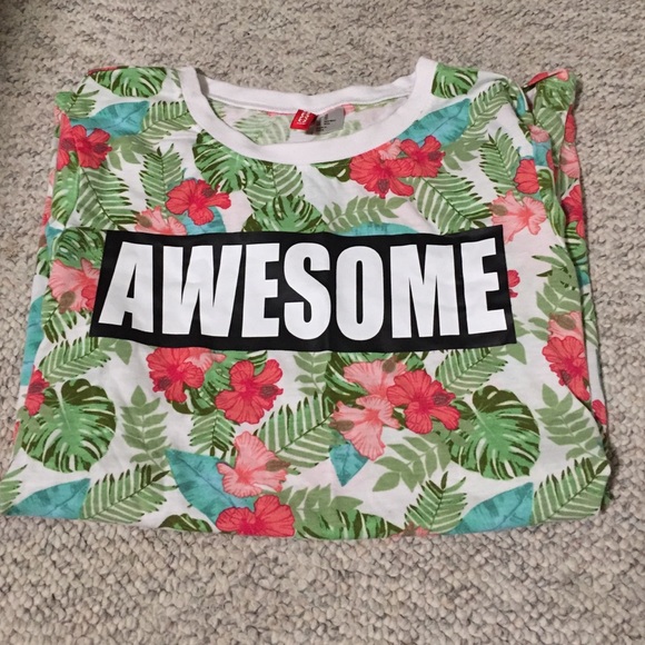 AWESOME floral tshirt h&m divided