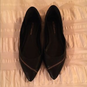 Never been worn BCBG flats.